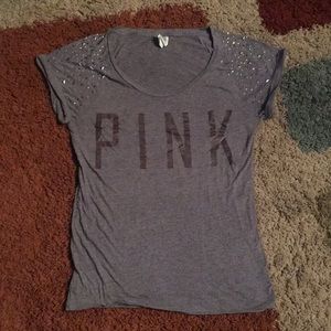 VS Pink tee